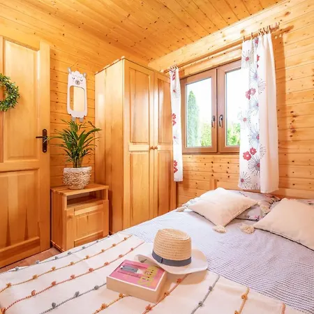 Nad Morzem U Sevilli Darłówko Alojamento de Turismo Selvagem *